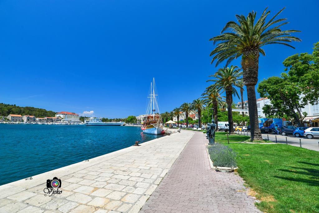 Apartments Vjeko Makarska Exterior foto